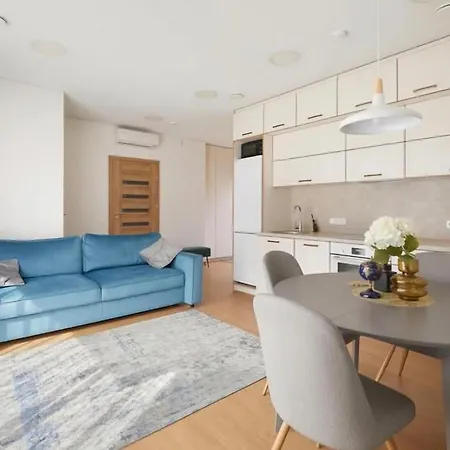 Apartment Feeling Like In The